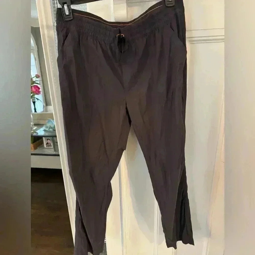 Orvis men’s black joggers draw string waist front and back pockets size Large